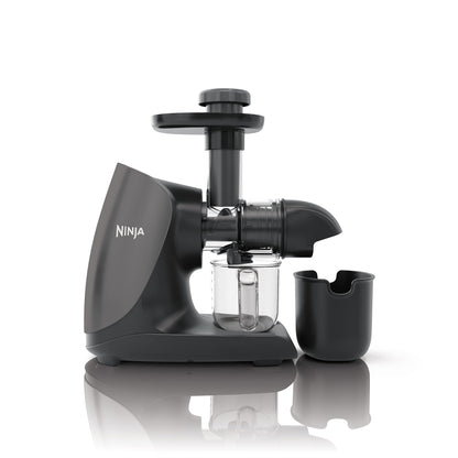 Ninja Cold Press Juicer, NeverClog Powerful Compact Slow Juicer with Total Pulp Control, XL Pulp Container and Juice Jug, Easy to Clean, JC151C (Canadian Version)